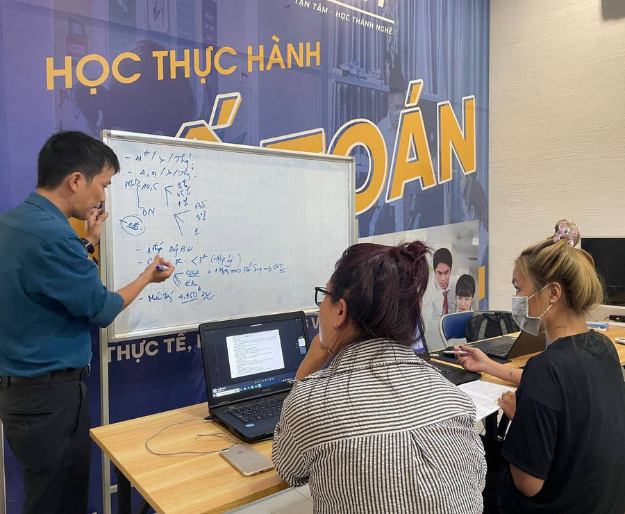 Học Thực Hành Kế Toán Theo Chứng Từ Doanh Nghiệp Thực Tế