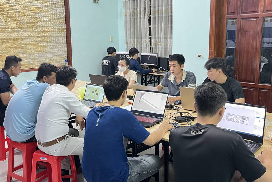 Học Viên Trong Khóa Học AutoCAD Tại Quận 7