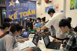 Tại Sao Khóa Học Kế Toán Tại Quận 12 Của Sao Việt Là Sự Lựa Chọn Đáng Tin Cậy