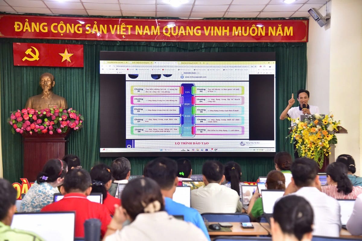 Khóa Học AI Cho Hành Chính