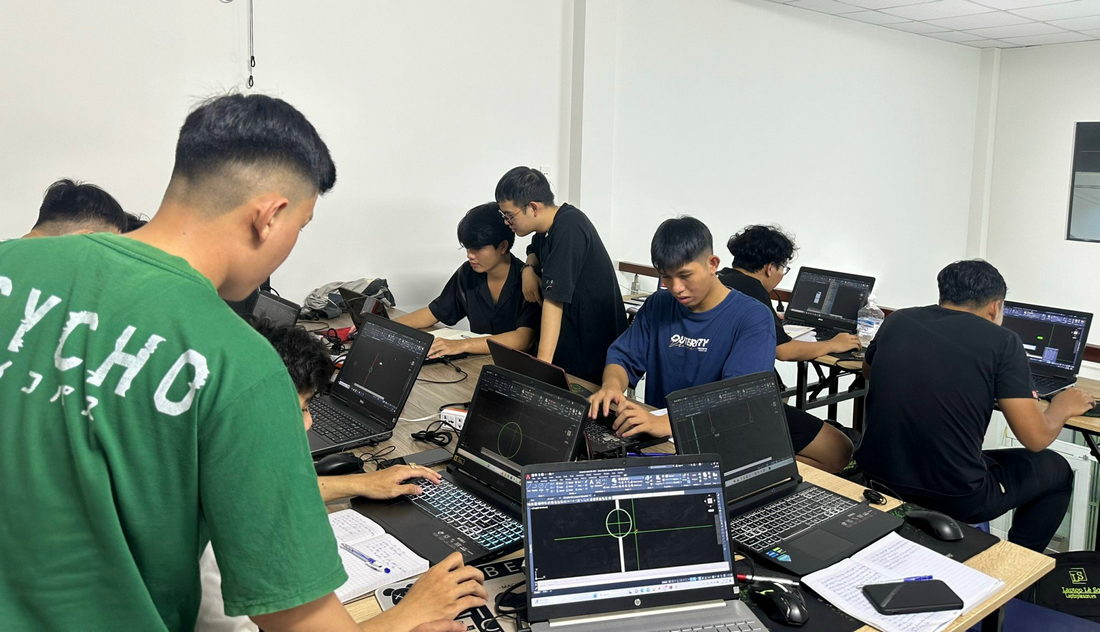 Đối Tượng Học Viên Tham Gia Khóa Học AutoCAD Tại Phường An Lạc