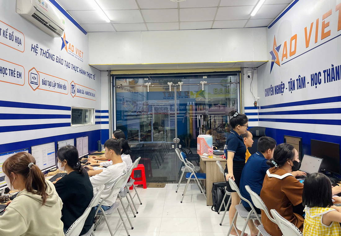 Đối Tượng Học Viên Trong Khóa Học Thiết Kế Đồ Họa Tại Phường Phú Lợi