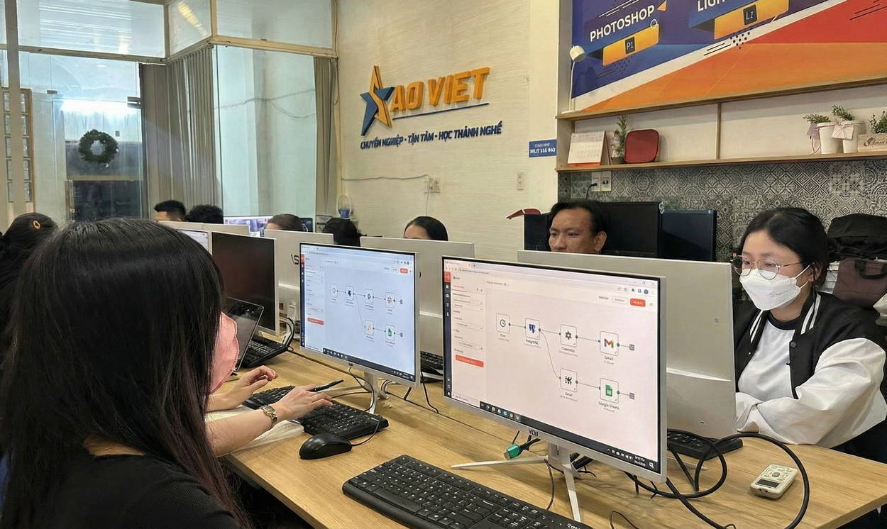 Giới Thiệu Các Khóa Học AI Tại Tin Học Sao Việt